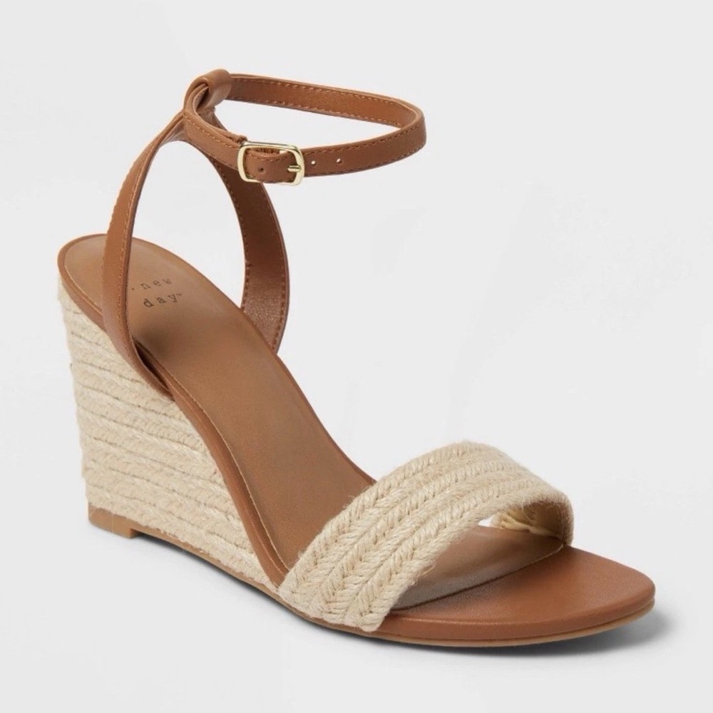A New Day “Tish” Size 12 Ankle-Strap Espadrille Wedge Sandal in Tan and Cream